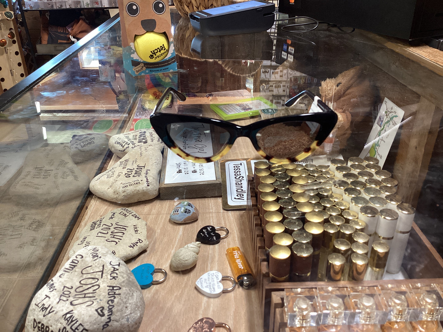 Maui Jim Grey Lychee Black Gloss W/Tokyo Tortoise glasses