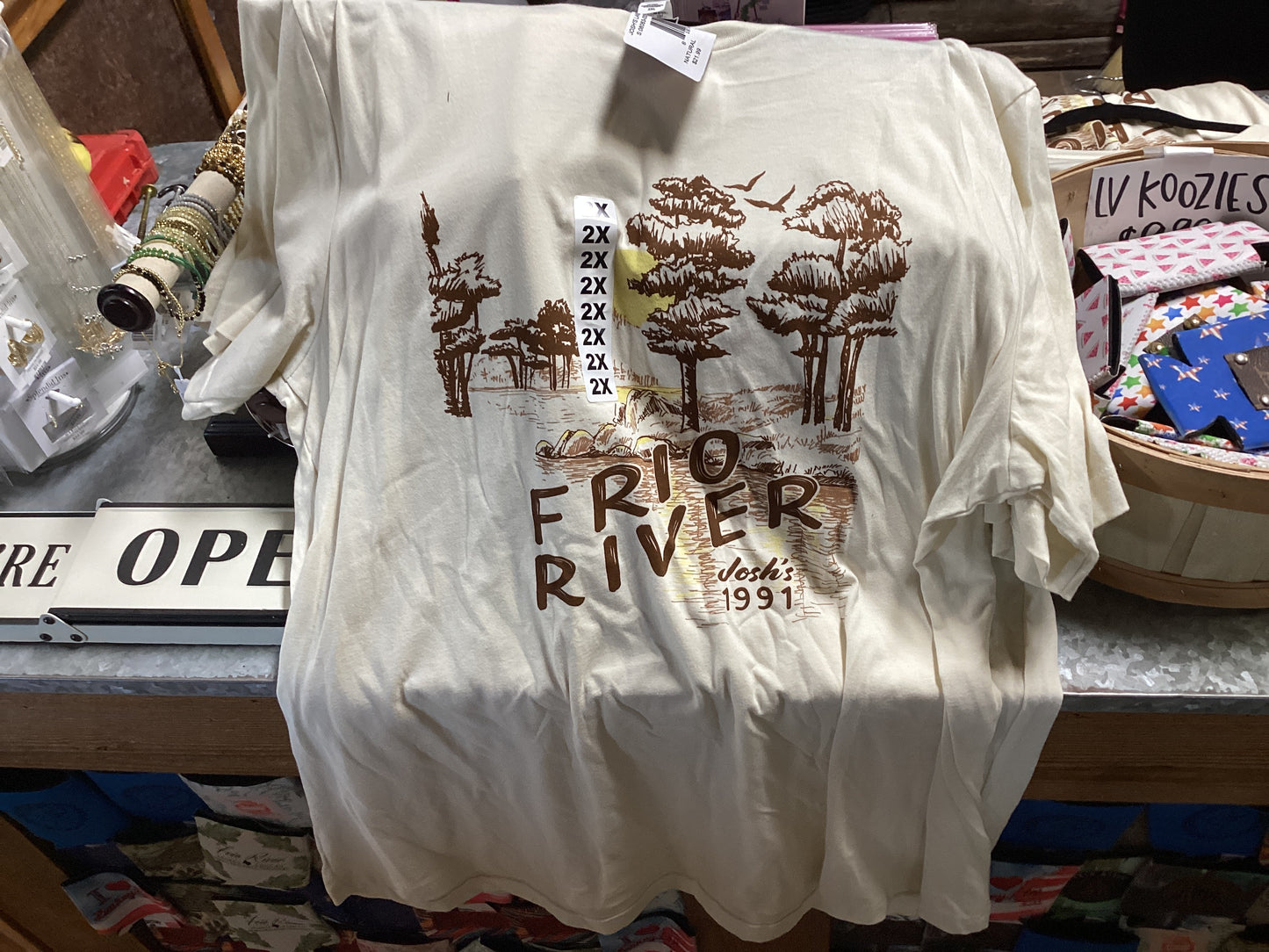 Beige frio tee