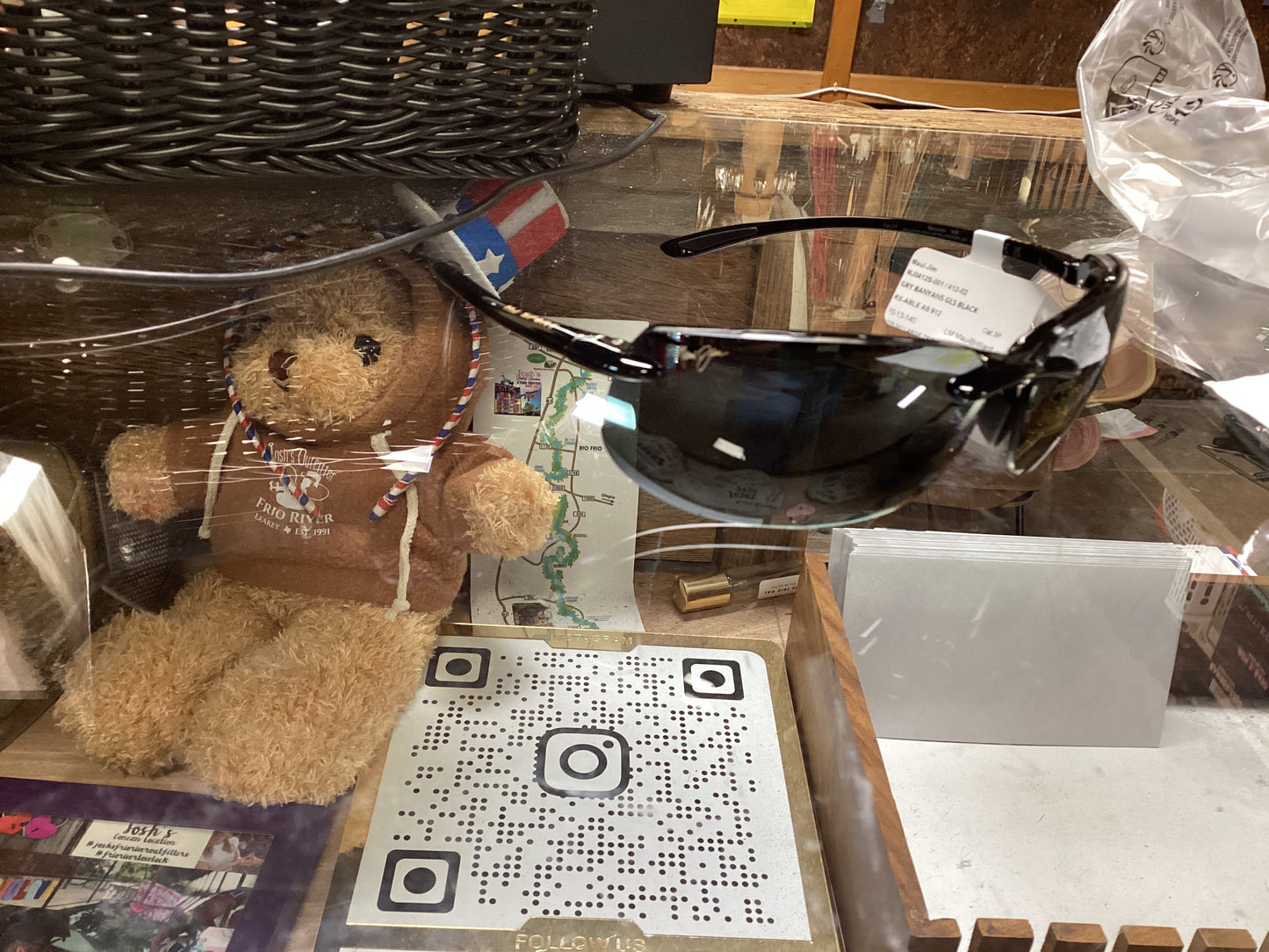 GRY BANYANS GLS BLACK MAUI JIM
