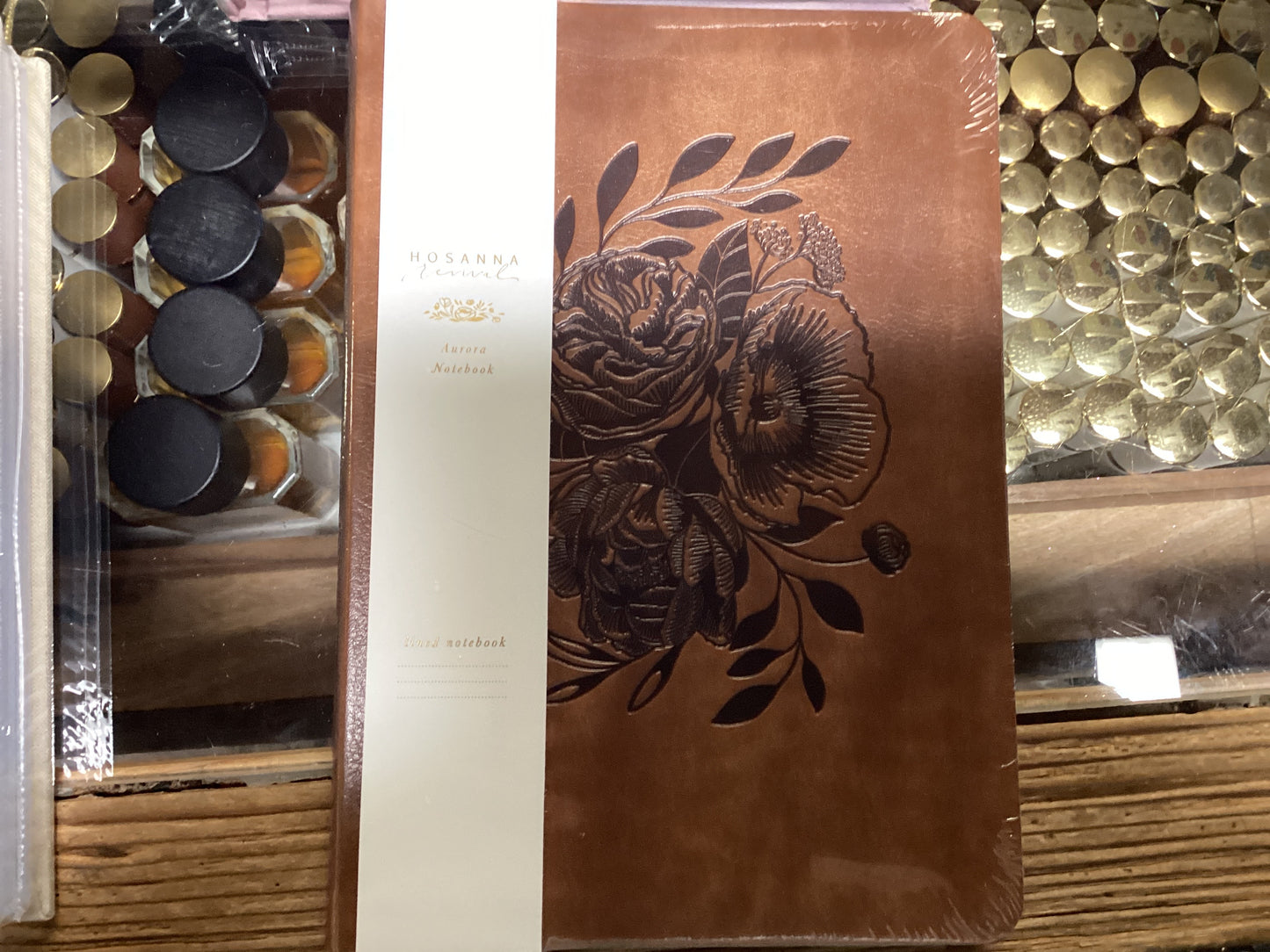 NLT COMPACT BIBLE: AURORA THEME