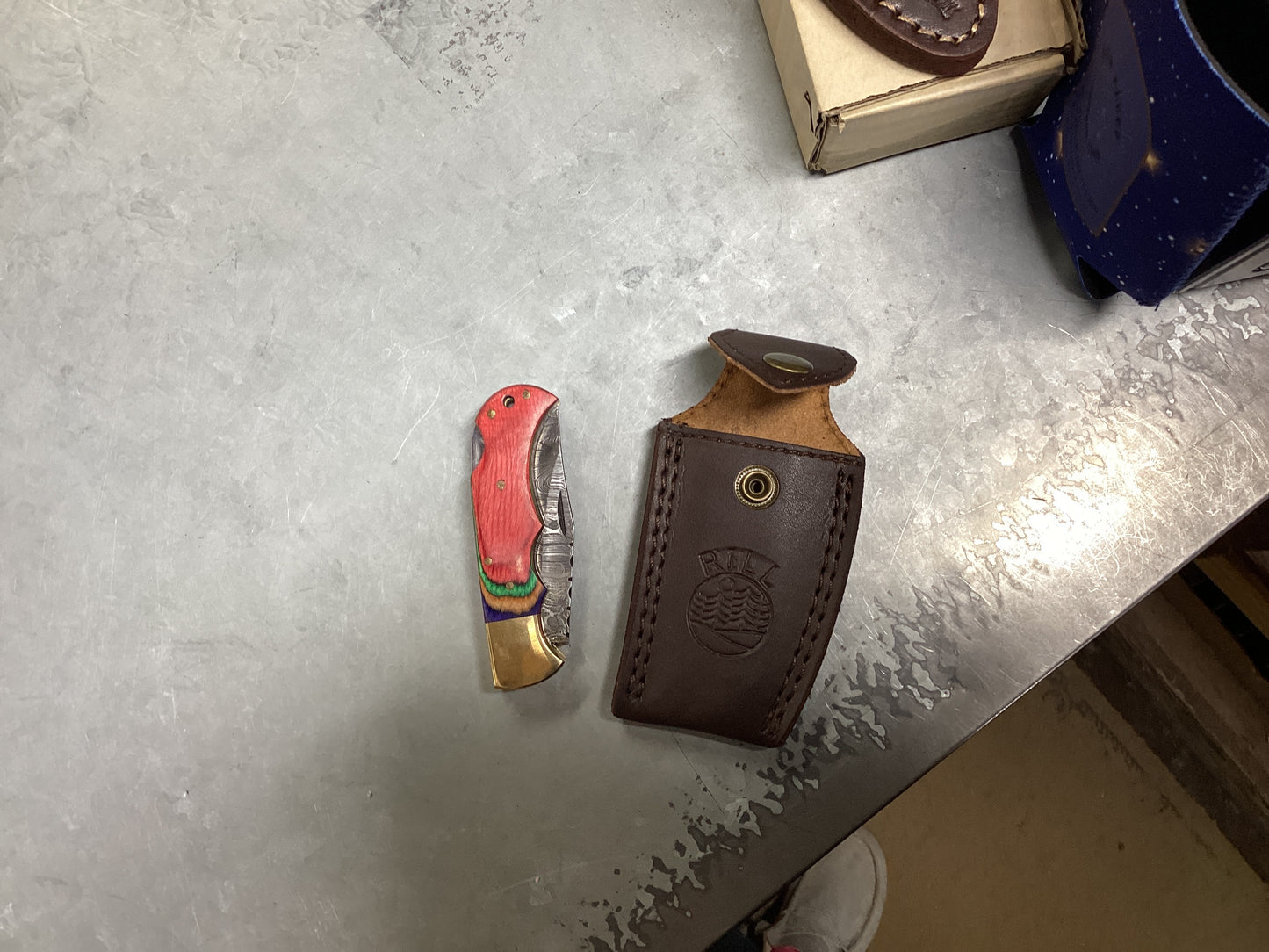Colorado Red Knife