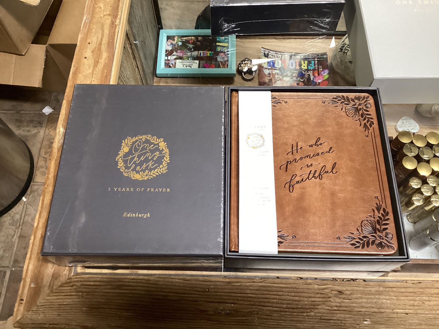 One Thing I Ask 5-Year Prayer Journal: Edinburgh Theme